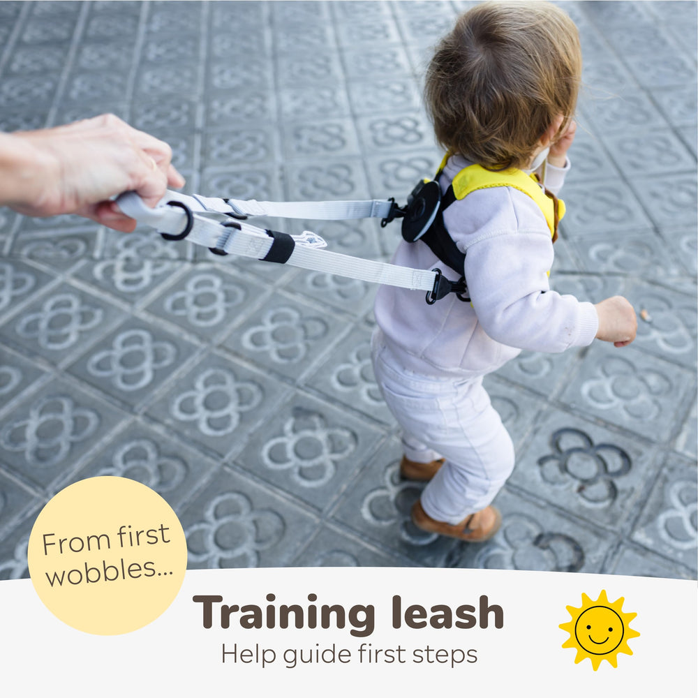 Trunki Leeroy Lion dual-function lead supports both training and leading rein use.