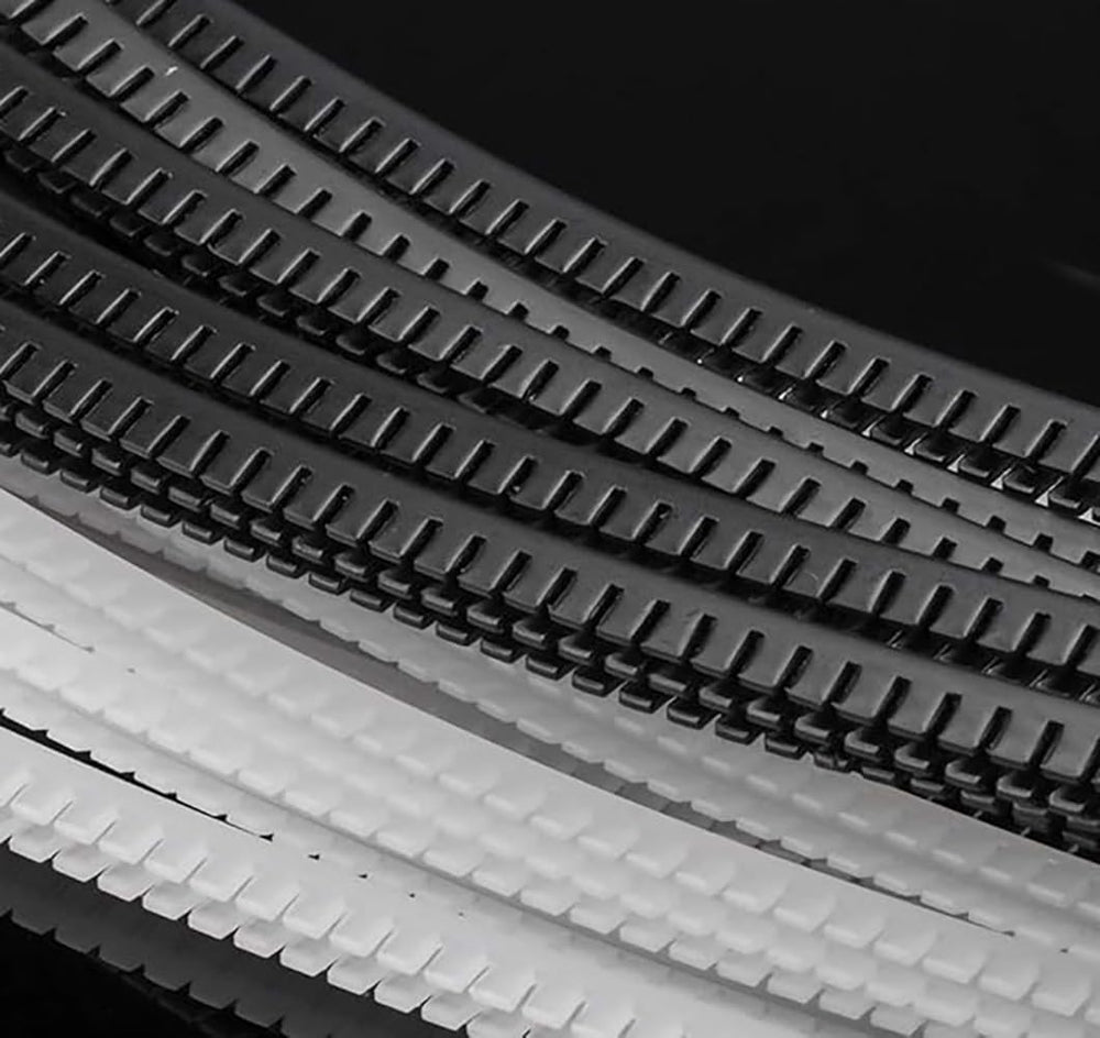 Tueascallk corner-cutting-guide demonstrates how to fit 90-degree corners precisely.