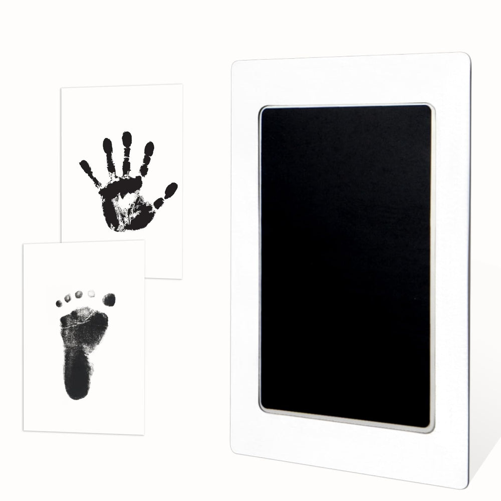 Tubuui Clean Touch ink pad’s mess-free design keeps hands clean.