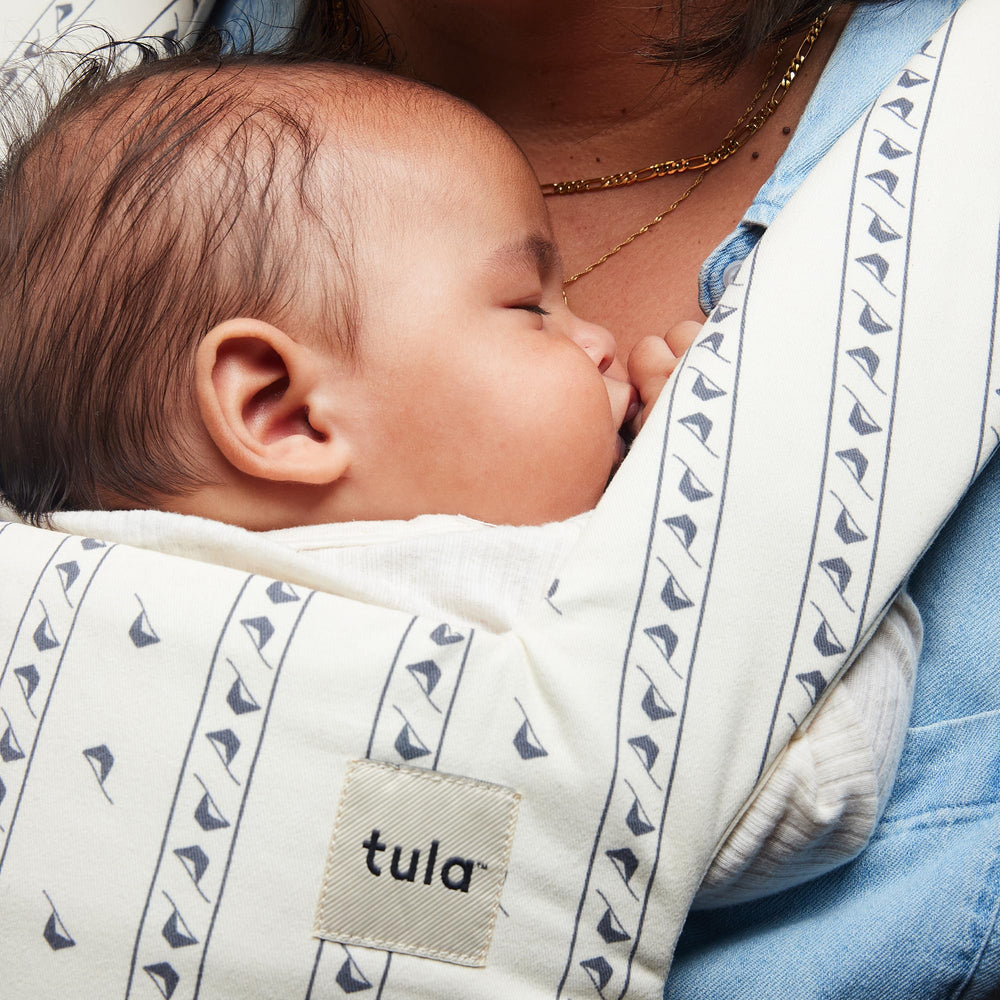 Tula Explore Cotton Carrier Folklore front-facing-out option demonstration.