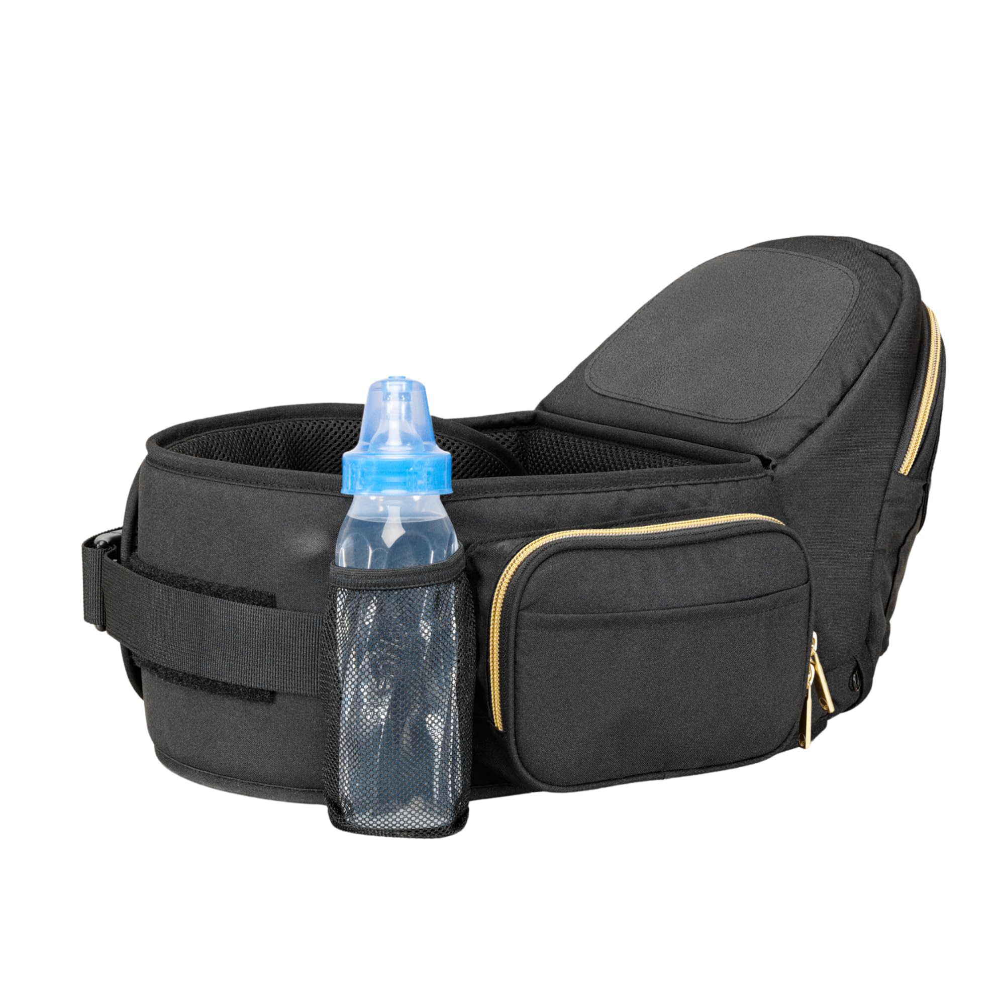 TushBaby front-facing carry demonstrates baby exploration while parent maintains control.