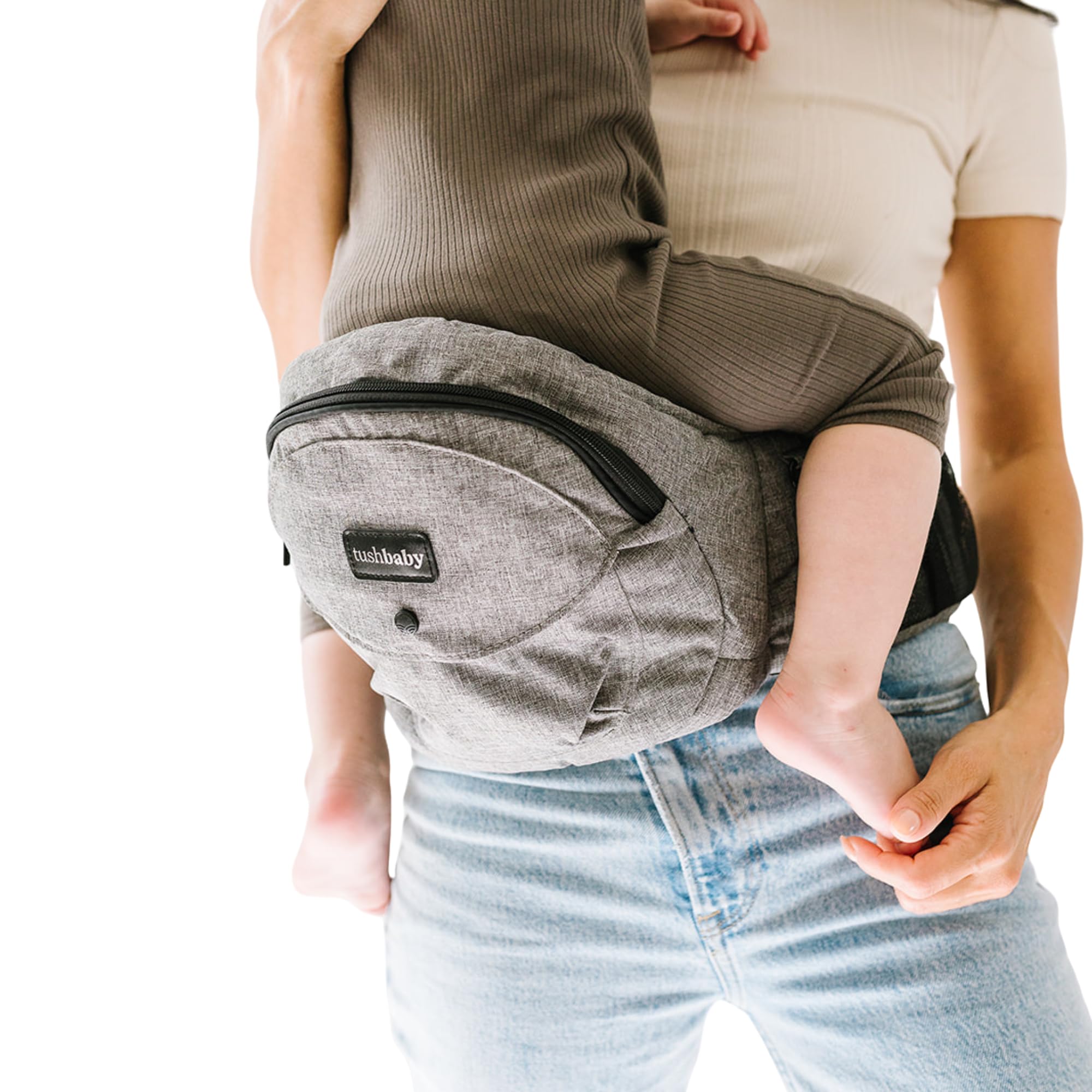 TushBaby Original hip seat with adjustable fit for versatility.