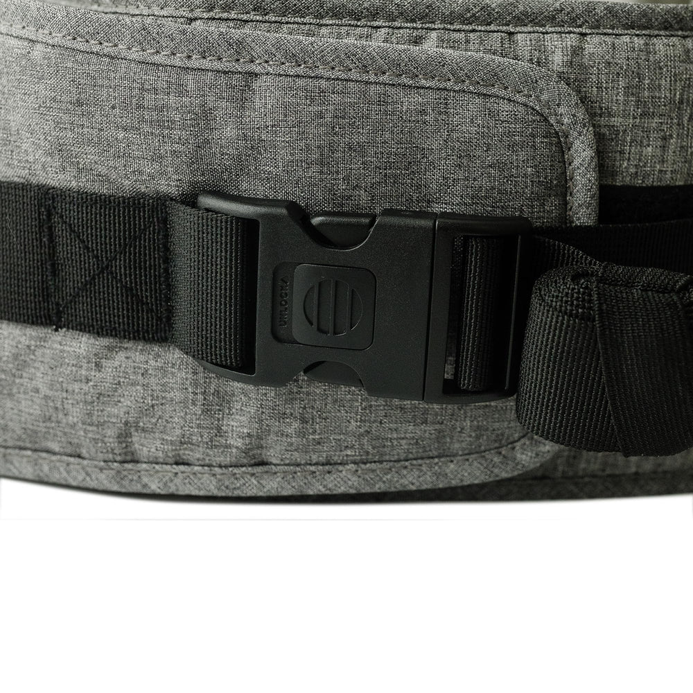 TushBaby waistband extender hip-alignment demonstrates support for natural M-position.