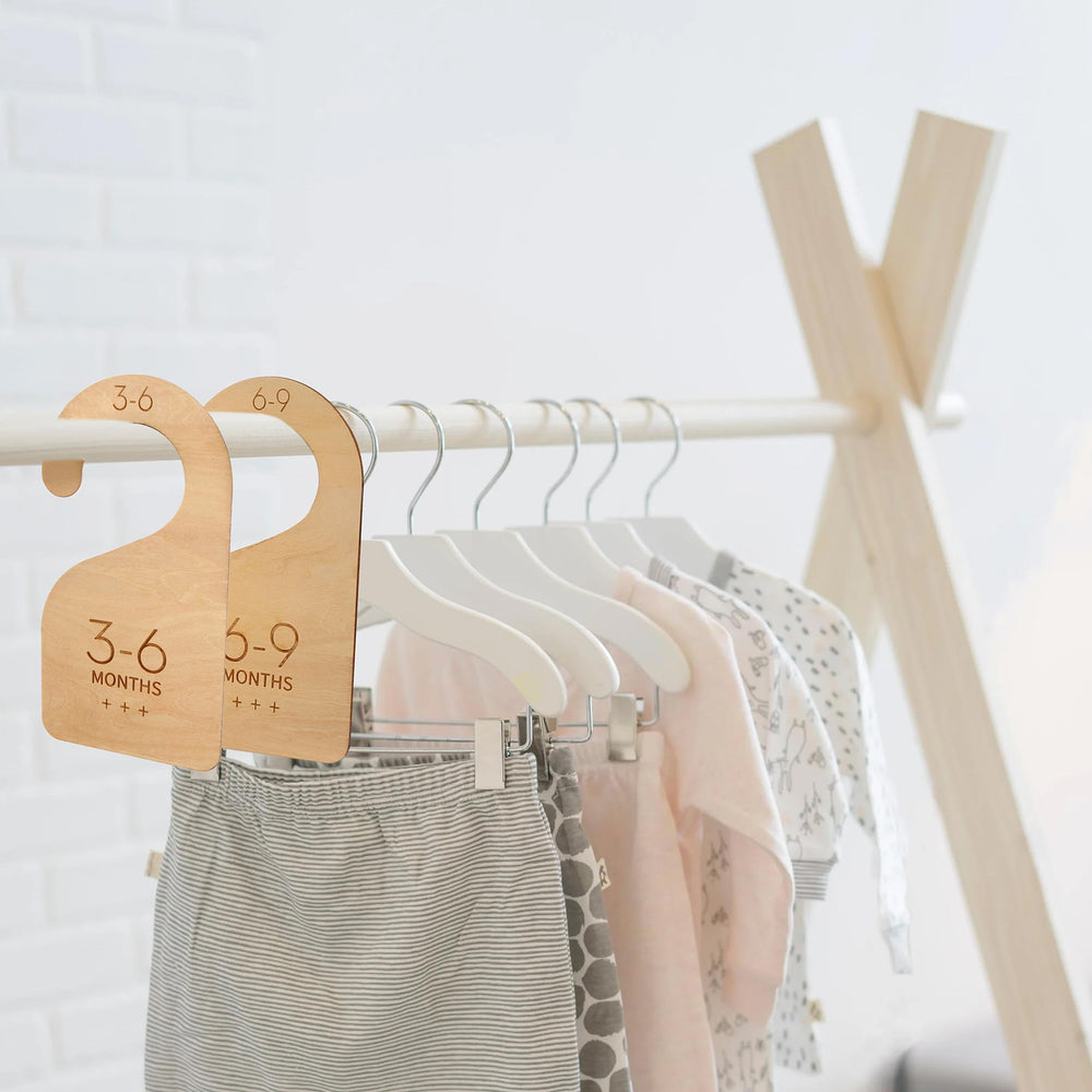 TUTOTU modern baby closet dividers 3-6-months wardrobe aid and labeling.
