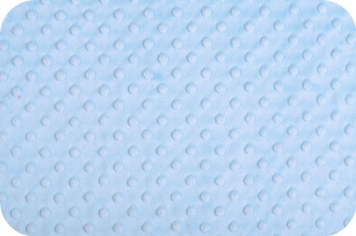 Twin Z Pillow Blue in-use scene – simplifies twin feeding sessions.