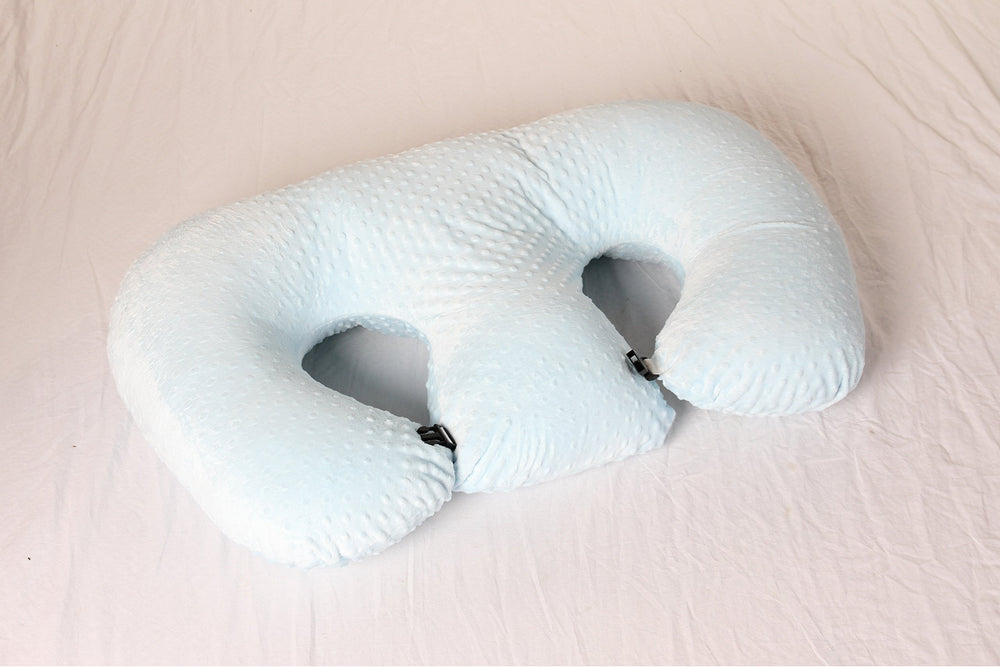 Twin Z Pillow Blue pregnancy-support angle – helps during late-pregnancy comfort.