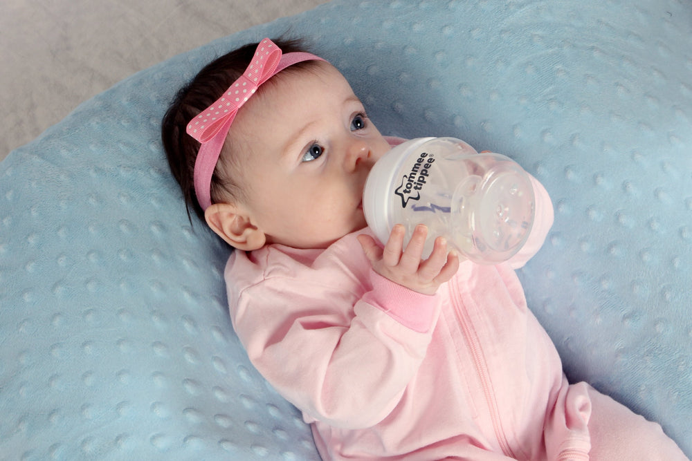 Twin Z Pillow Blue removable cover – machine washable for busy parents.