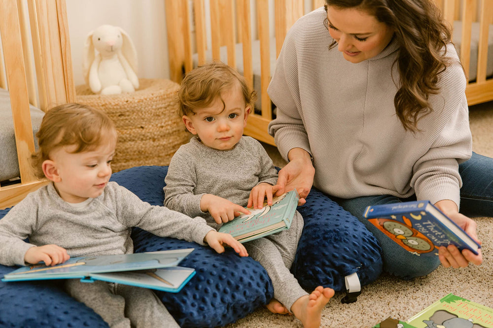 Twin Z Pillow Navy adjustable design enables comfortable positioning for newborns and infants