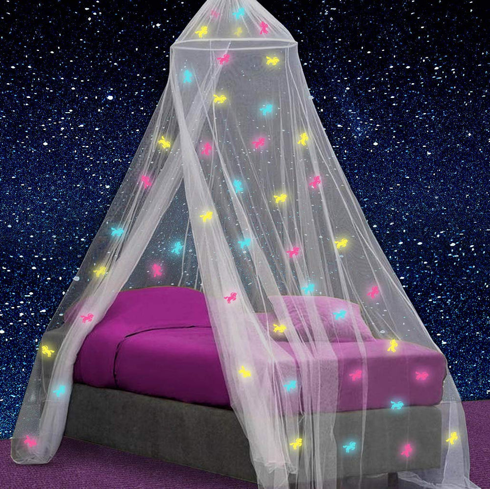 UB-STORE canopy bed with unicorn glow creates magical bedtime ambiance