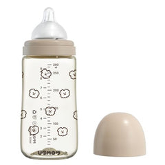 UBMOM all-in-one bottle with rotary handles for a secure grip during feeding