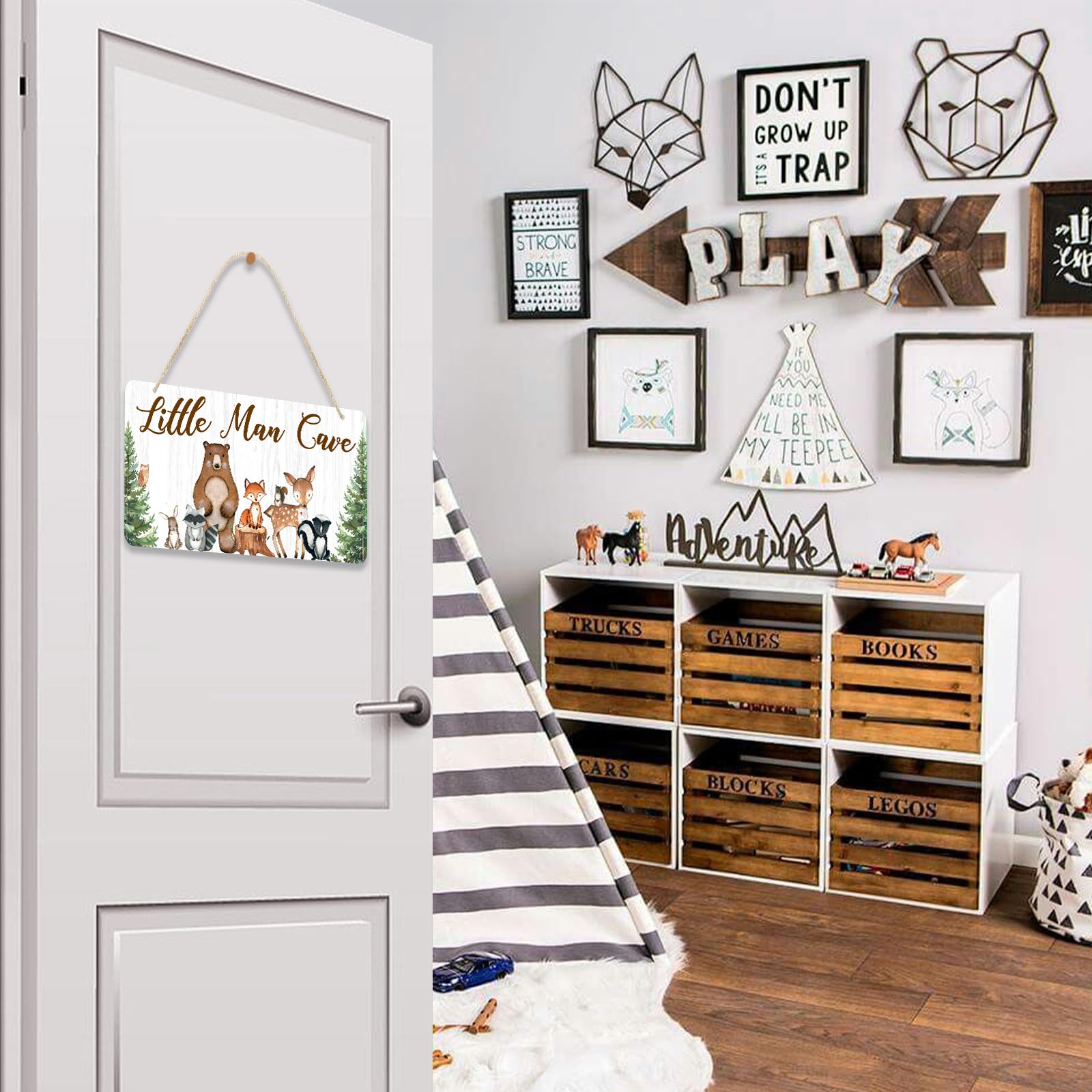 Uflashmi woodland-themed nursery sign brings nature-inspired vibe.