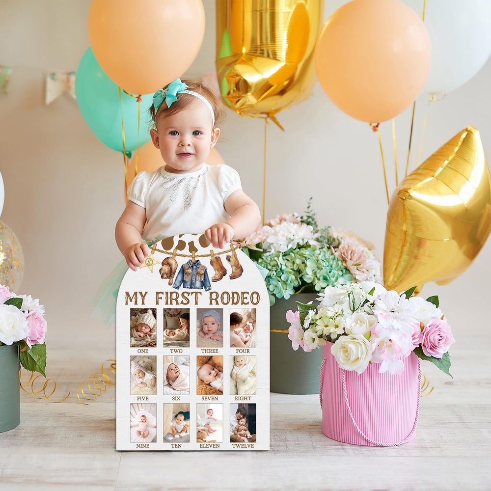 UIBOVA nursery decor idea featuring the milestone board as a keepsake gift.