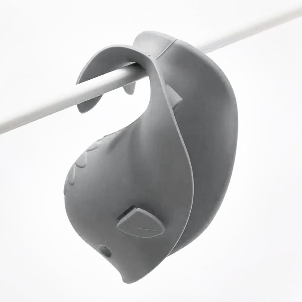 UMUACCAN Baby Faucet Cover Easy-install shows tool-free setup during bath prep
