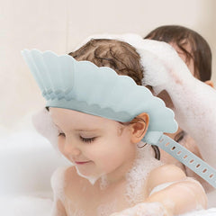UMUACCAN baby shower cap waterproof edge shields eyes and face.