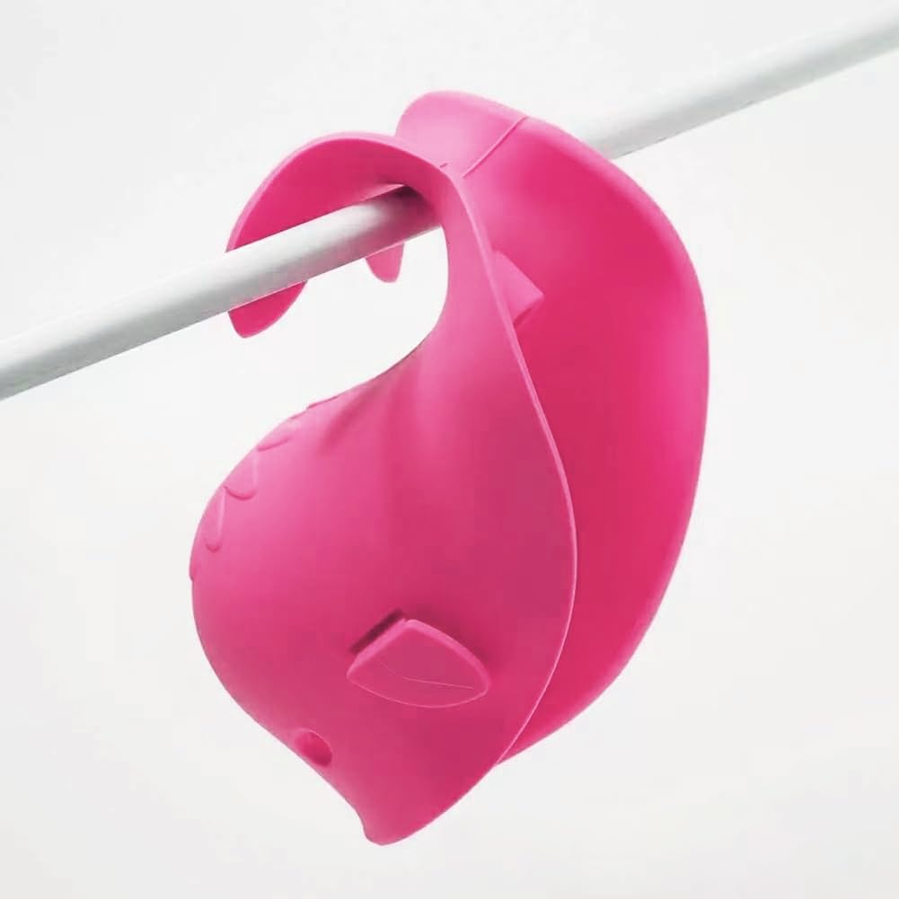 UMUACCAN splash-proof design slows water flow to reduce splashes.