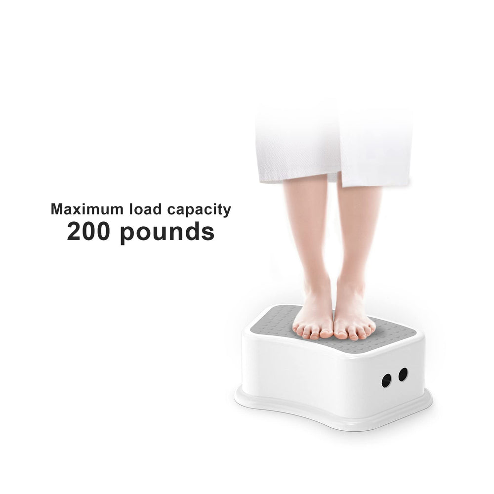 UNCLE WU kids step stool gray-white in kitchen-use position for countertop reach