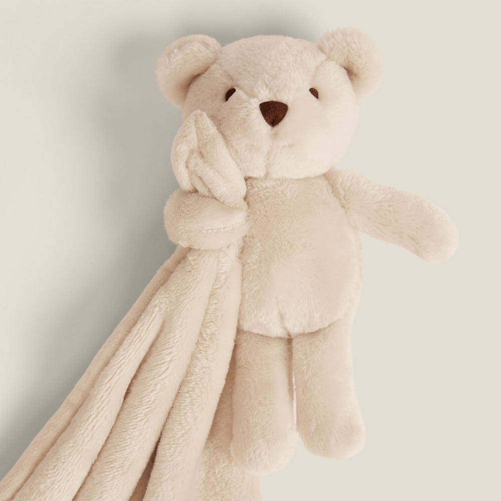 UnHide Lil' Marsh Lovey nap-time use photo emphasizes easy travel companion.