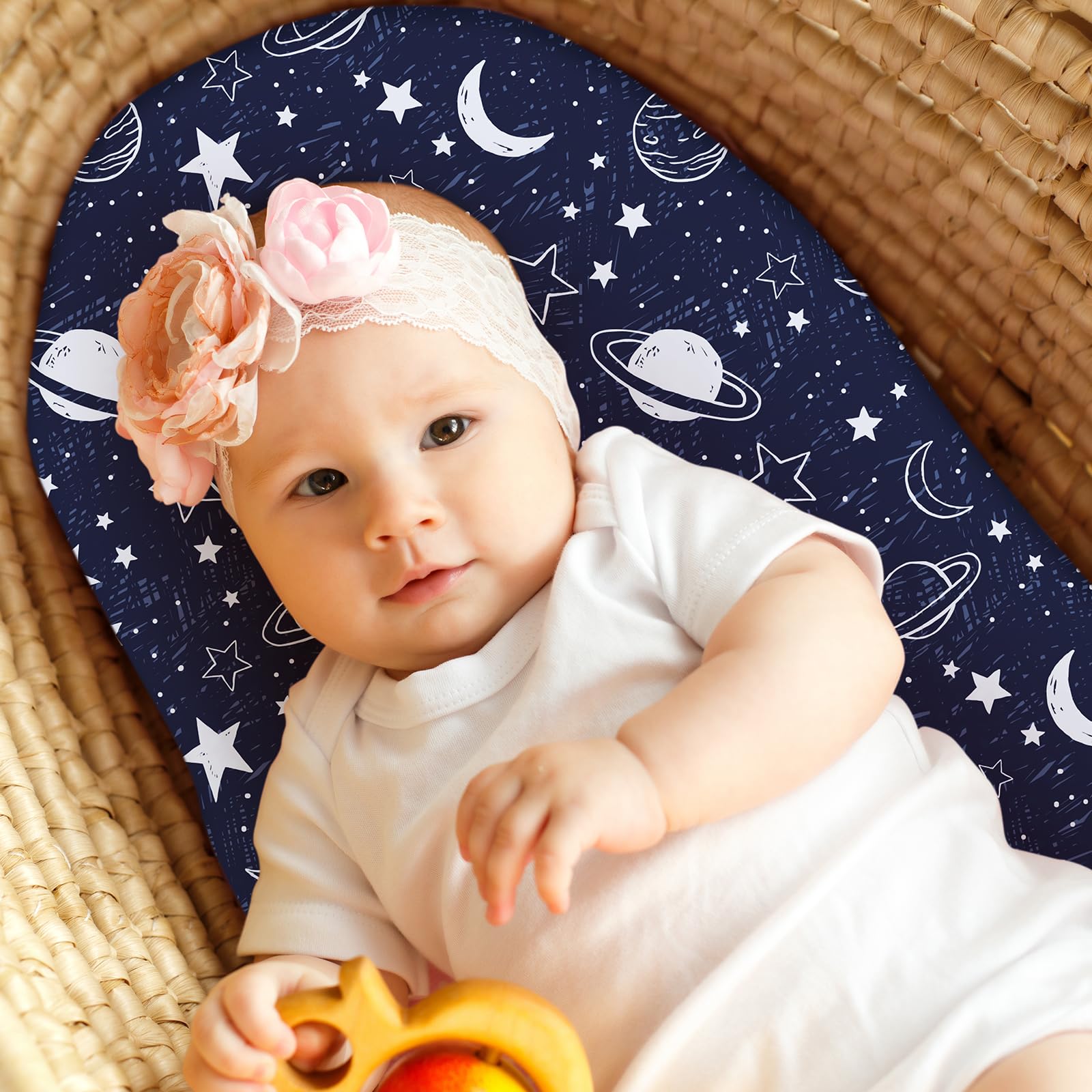 Unnivoll bassinet sheets universal-fit provide snug, secure coverage for oval, round, rectangle, and hourglass mattresses.