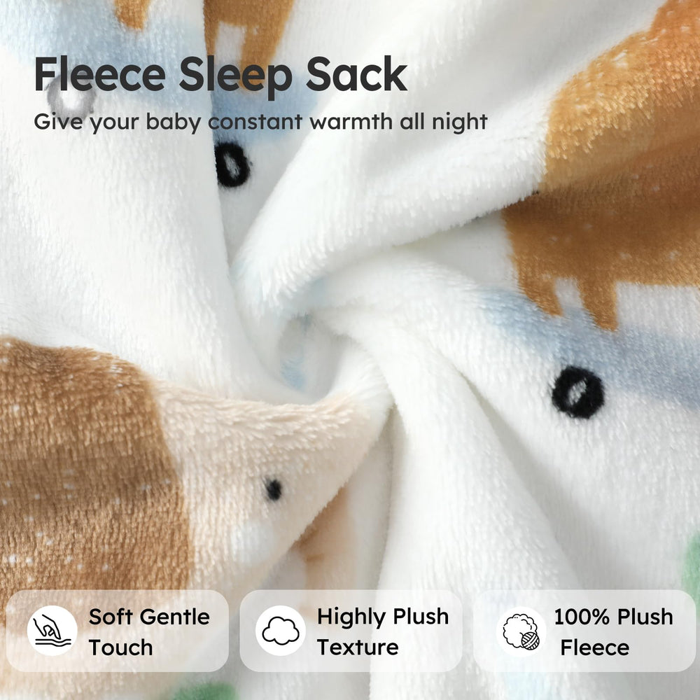 Unnivoll long-sleeve sleep sack detail highlights roomy arms and warm coverage.