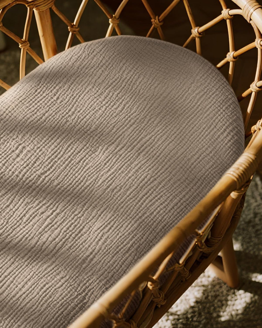 Unnivoll Muslin Bassinet Sheets easy-care machine washable and durable.