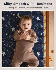 Unnivoll blue-gray planet close-up shows soft microfiber for baby comfort.