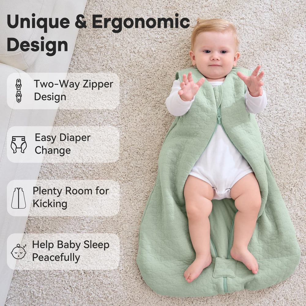 Unnivoll sleep sack fabric close-up highlights 100% cotton softness and skin-friendly material.
