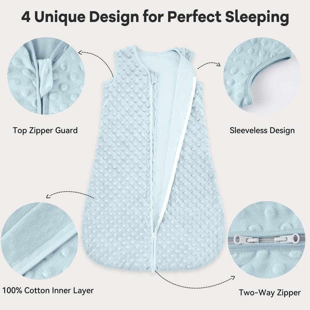 Unnivoll sleep sack zipper protector at the top keeps delicate skin safe.