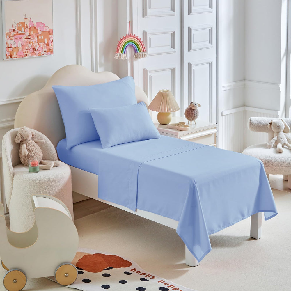 UOZZI Bedding standard pillowcase on the set provides easy care and soft touch.