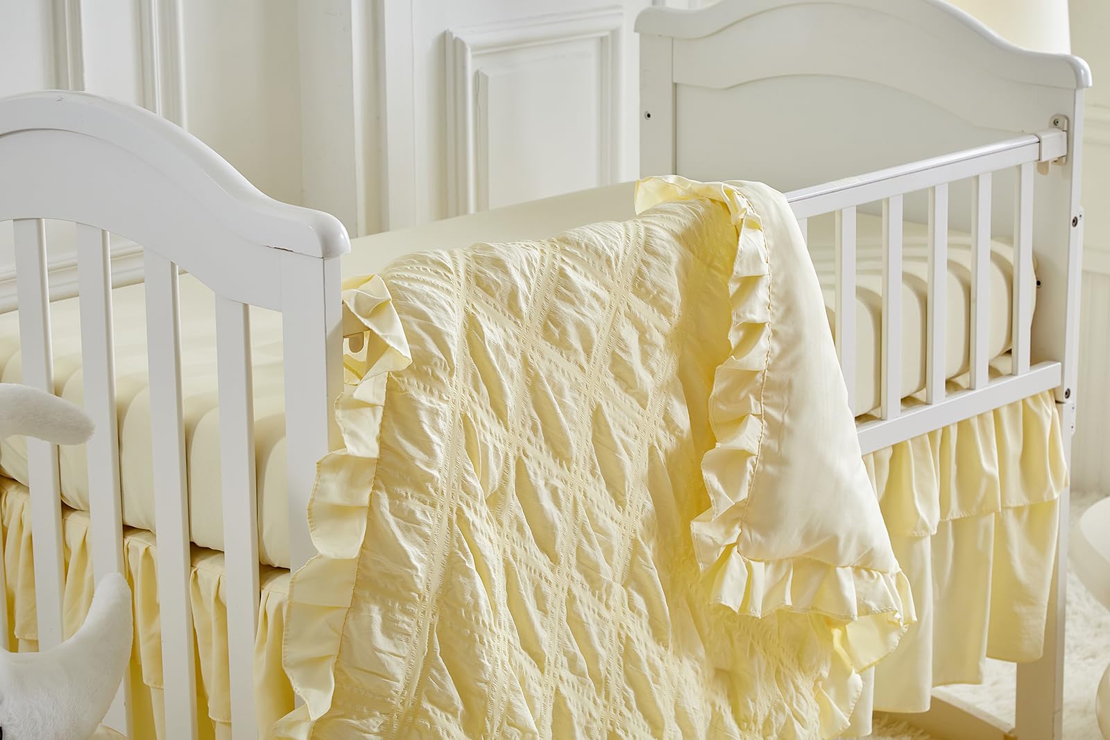 Uozzi Bedding boho nursery ambiance yellow palette for cozy room