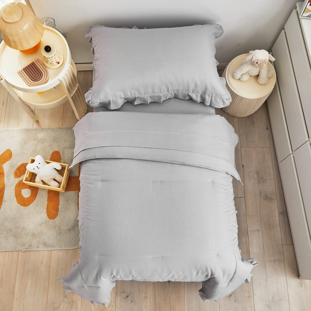 UOZZI Bedding gray stitching detail shows durable seams.
