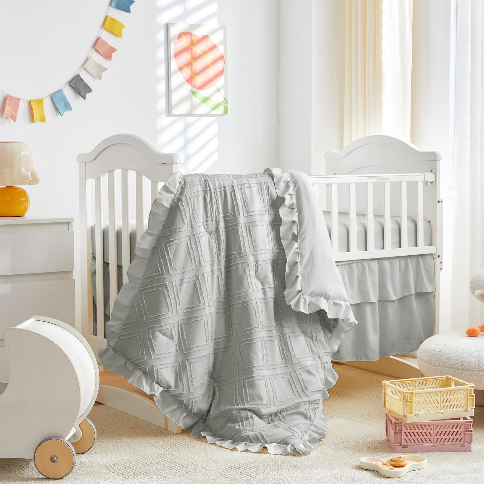 UOZZI BEDDING light gray palette delivers versatile, soothing nursery color scheme.
