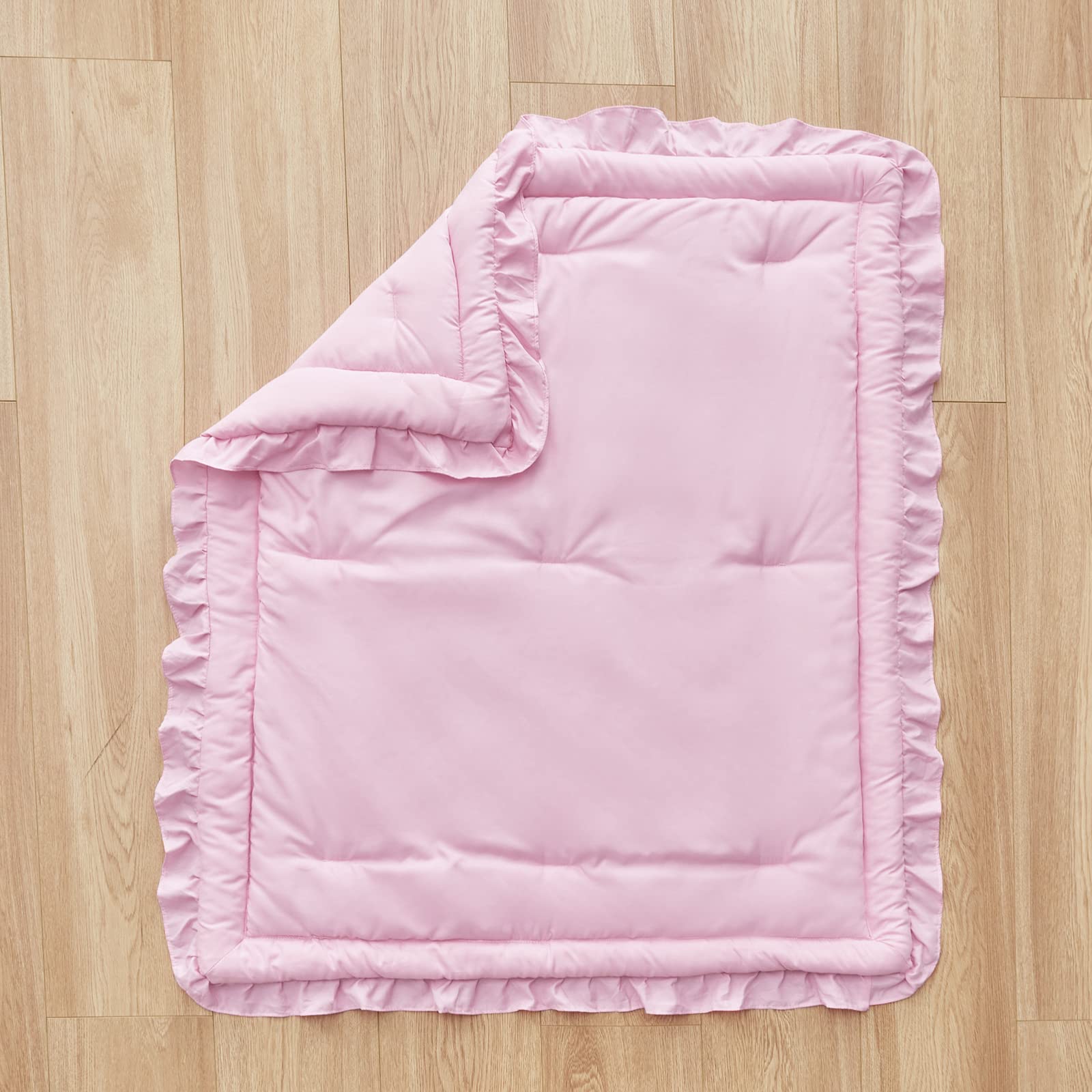 UOZZI BEDDING machine-washable-care makes cleanup easy.