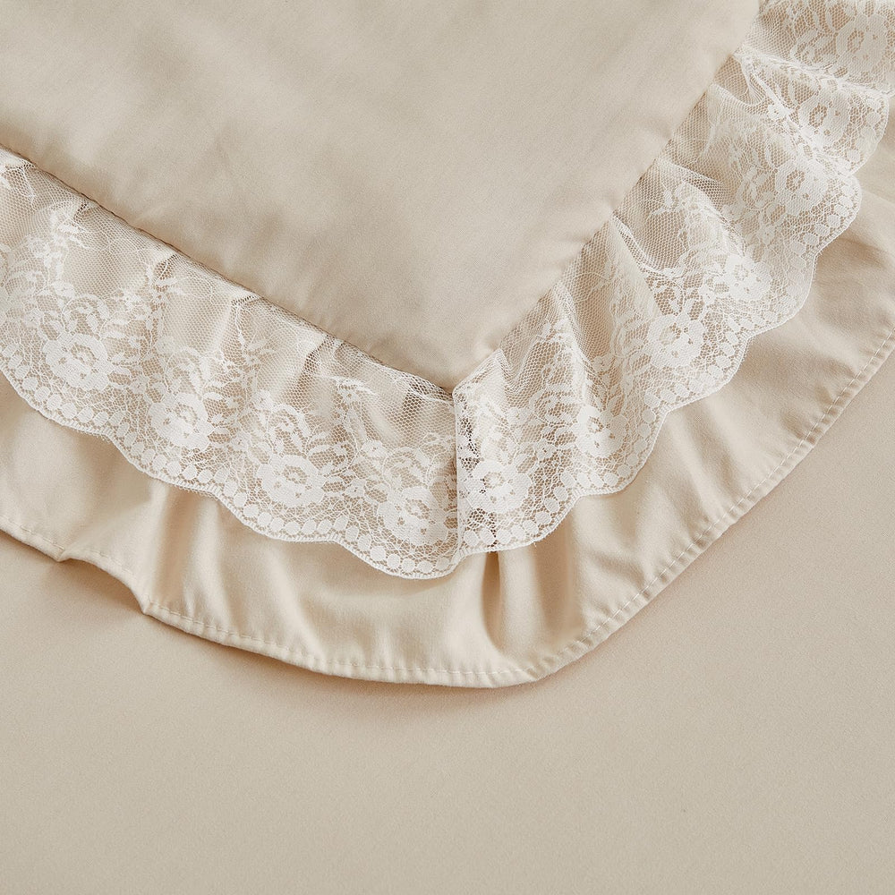 UOZZI Bedding microfiber inner-fill suggests breathable year-round comfort