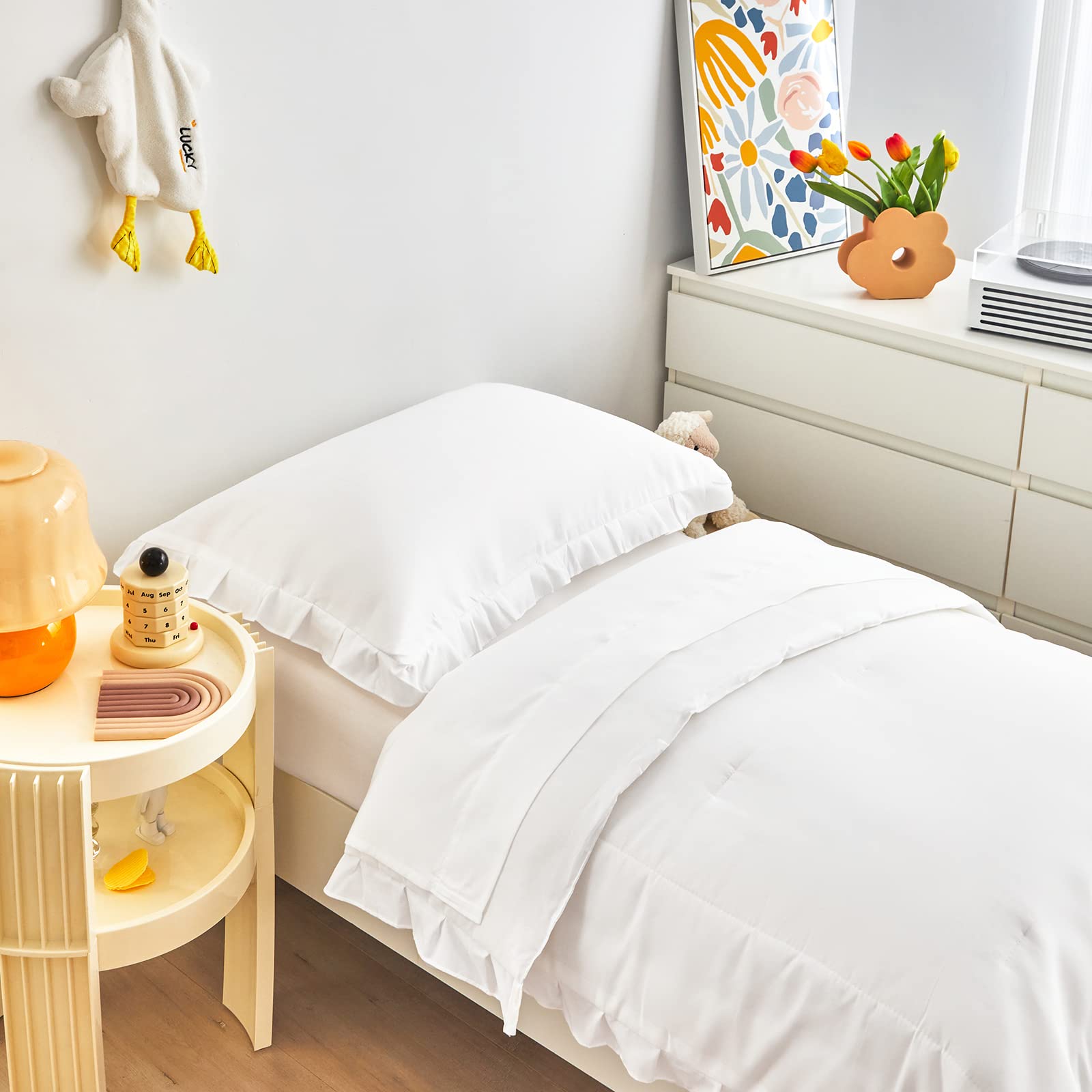 UOZZI Bedding microfiber texture close-up communicates gentle touch