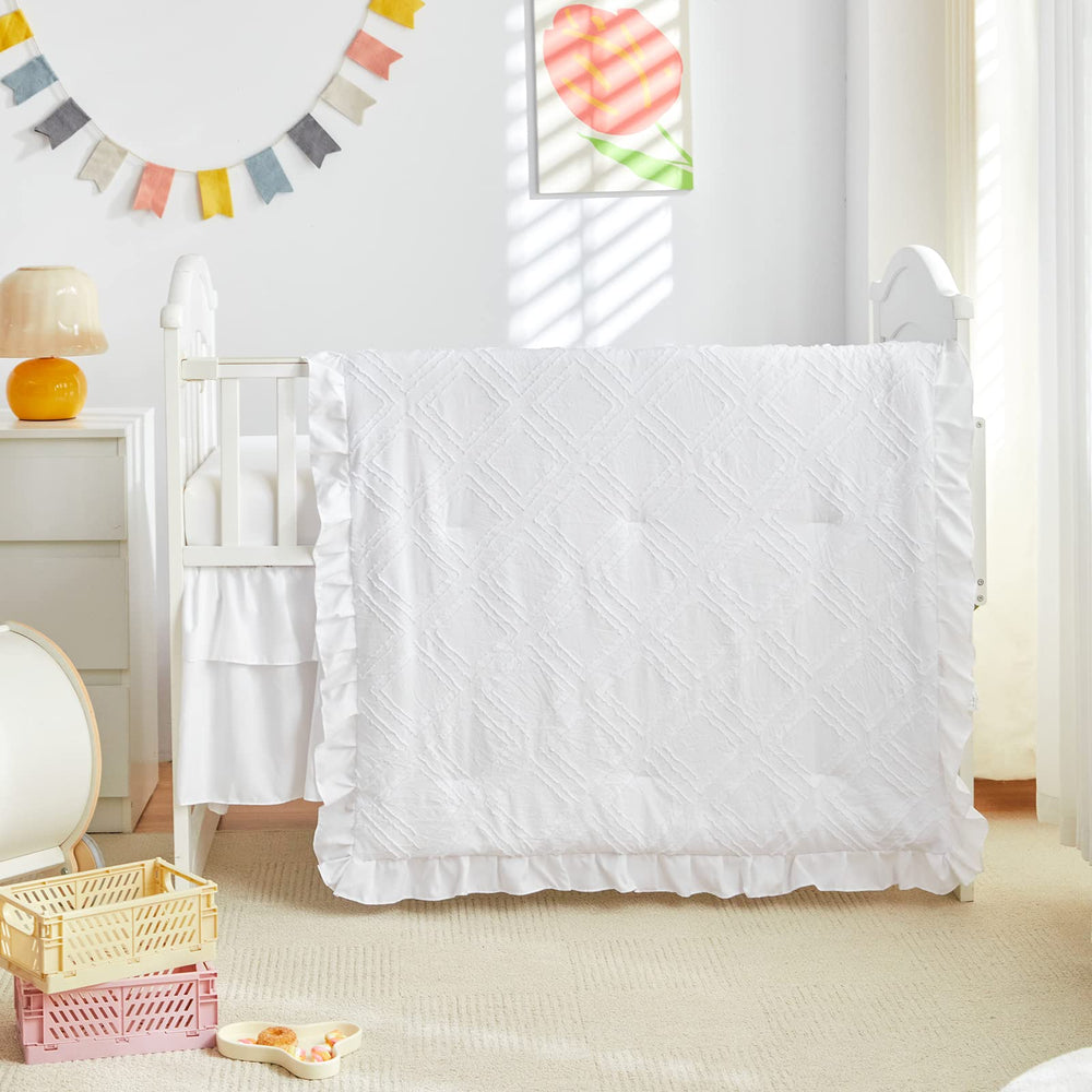 UOZZI BEDDING mini crib set packaging suggests easy setup