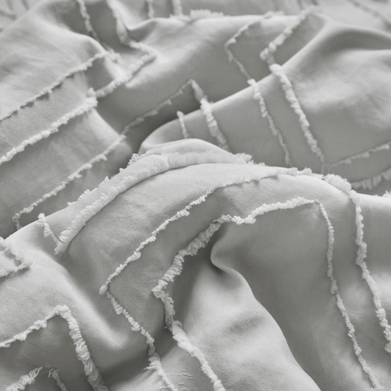 UOZZI BEDDING soft breathable fabric touch promotes comfortable sleep texture.