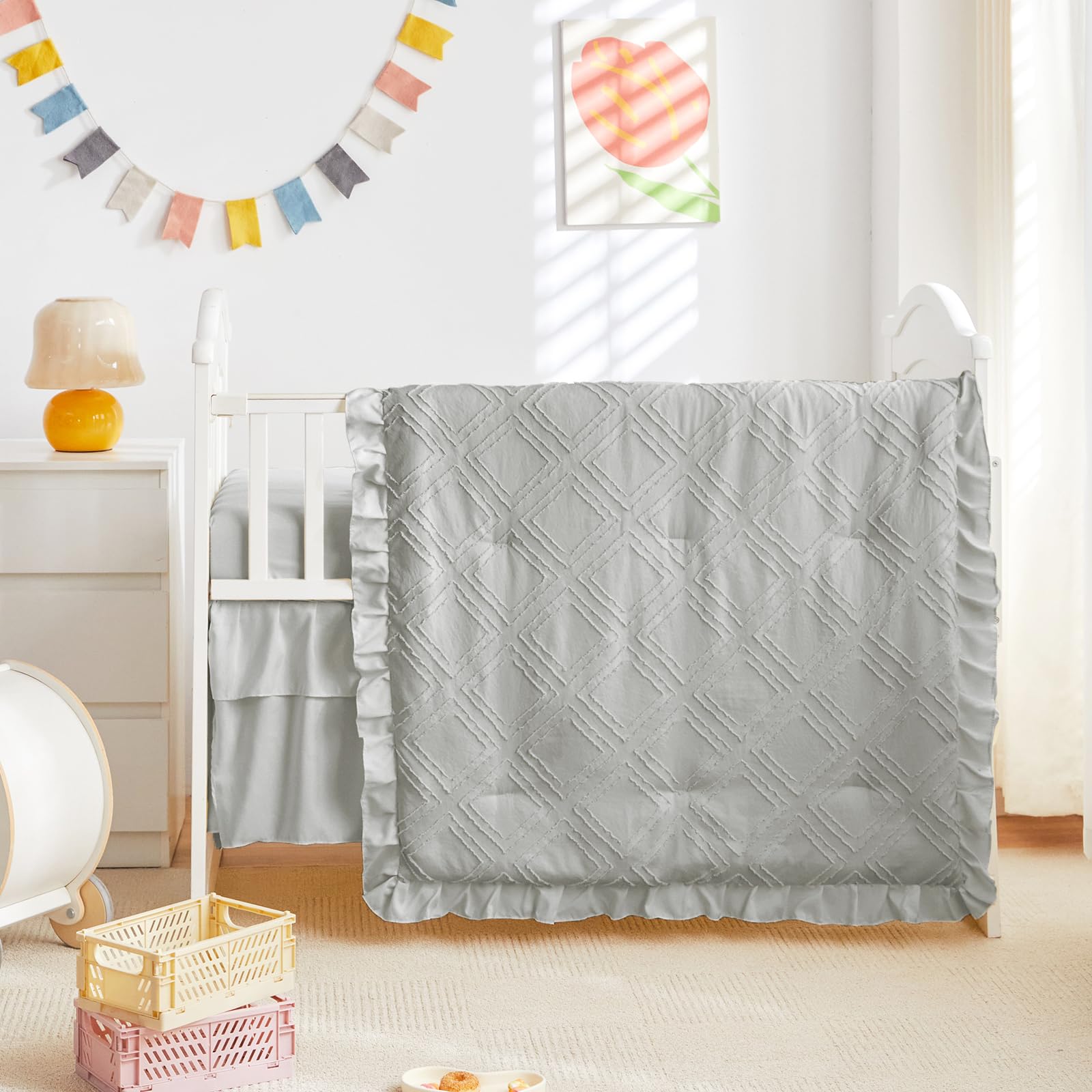 UOZZI BEDDING tufted embroidery design closeup showcases stylish boho chic flair.
