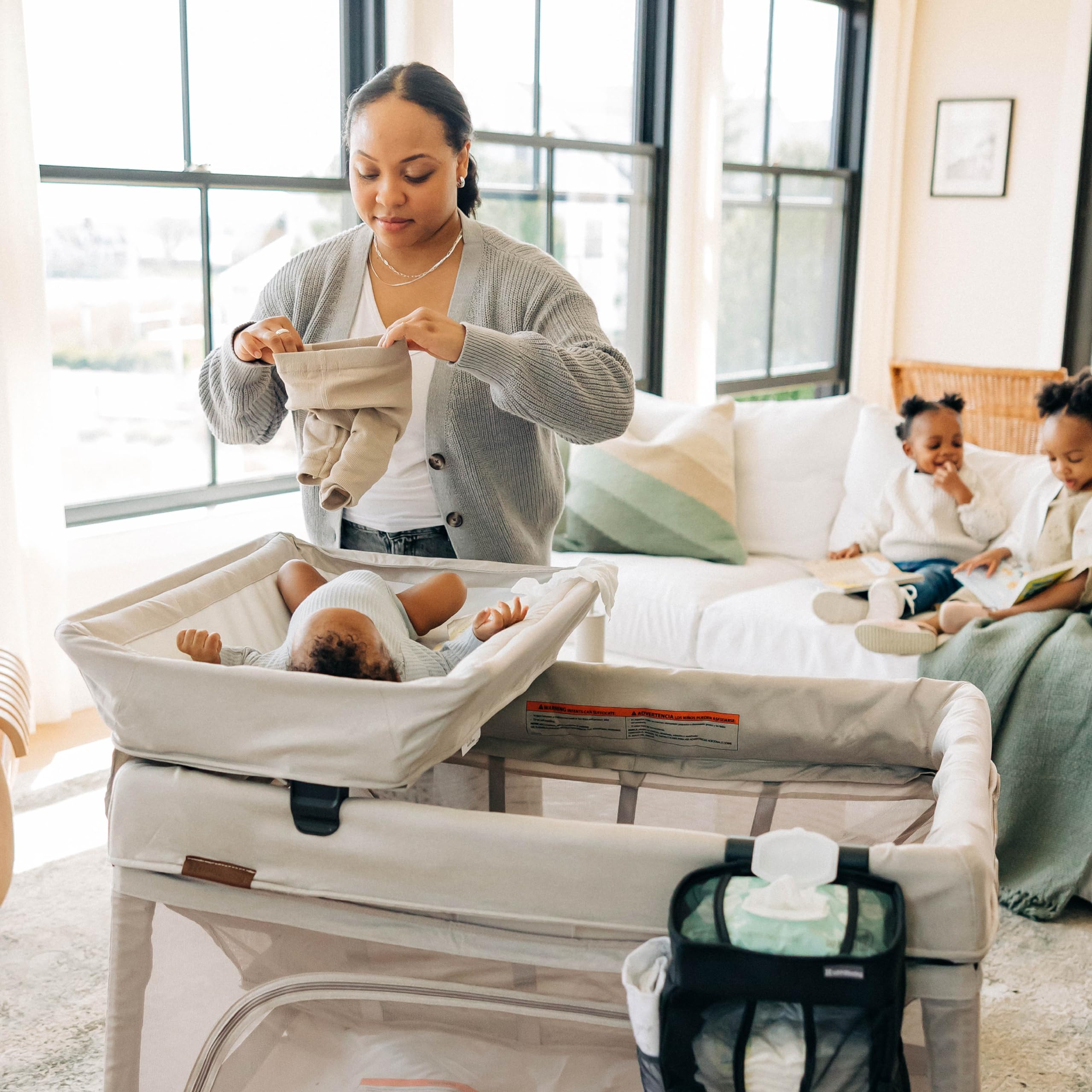 UPPAbaby Remi fashion-coordination image showing cohesive styling with Remi fashions.