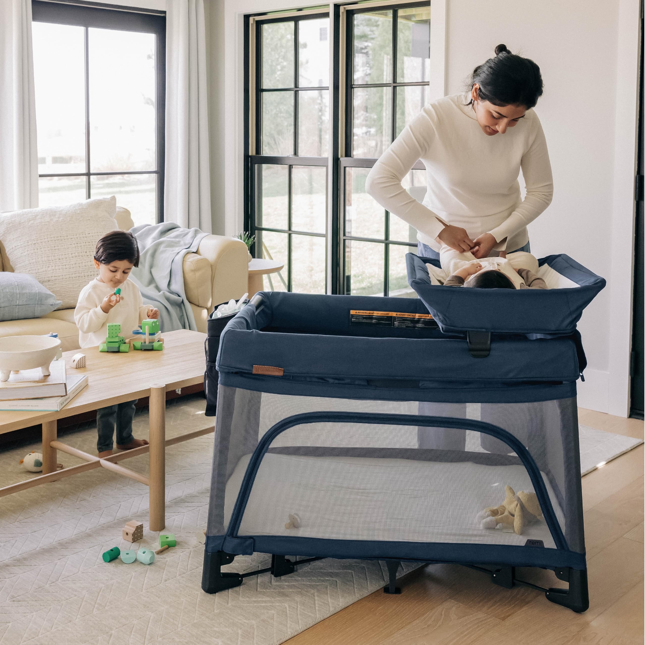 UPPAbaby Remi fold for travel demonstrates a portable, compact design.