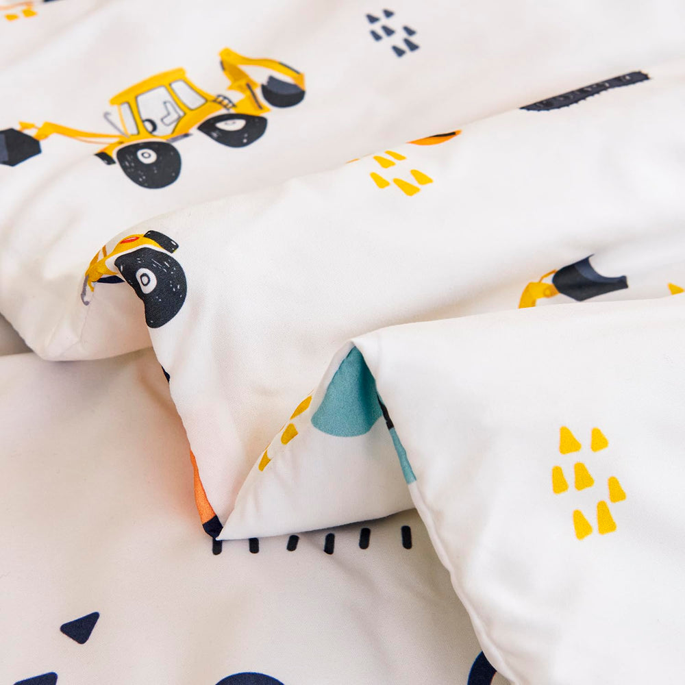 URBONUR bed-in-a-bag set simplifies toddler bedroom setup