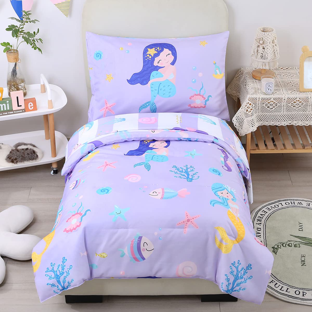 URBONUR mermaid comforter set close-up fabric texture for ultra-soft sleep.