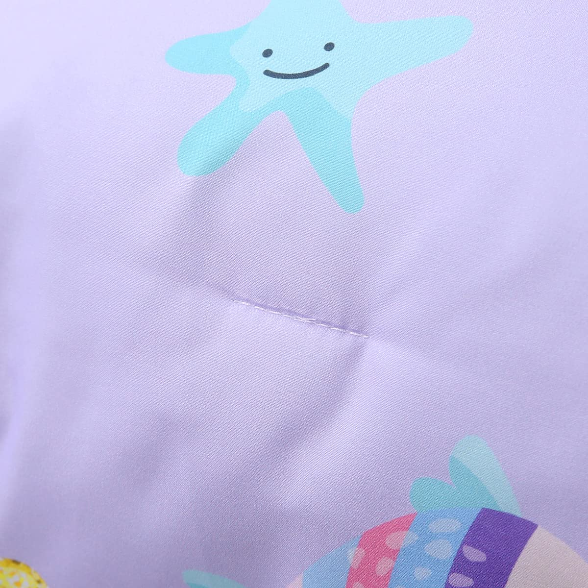 URBONUR reversible pillowcase shows two patterns for two looks.