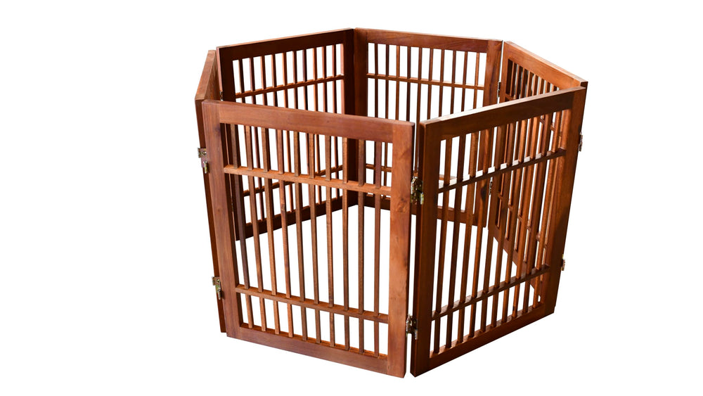 Urnporium natural acacia fence elevates décor while keeping pets contained.