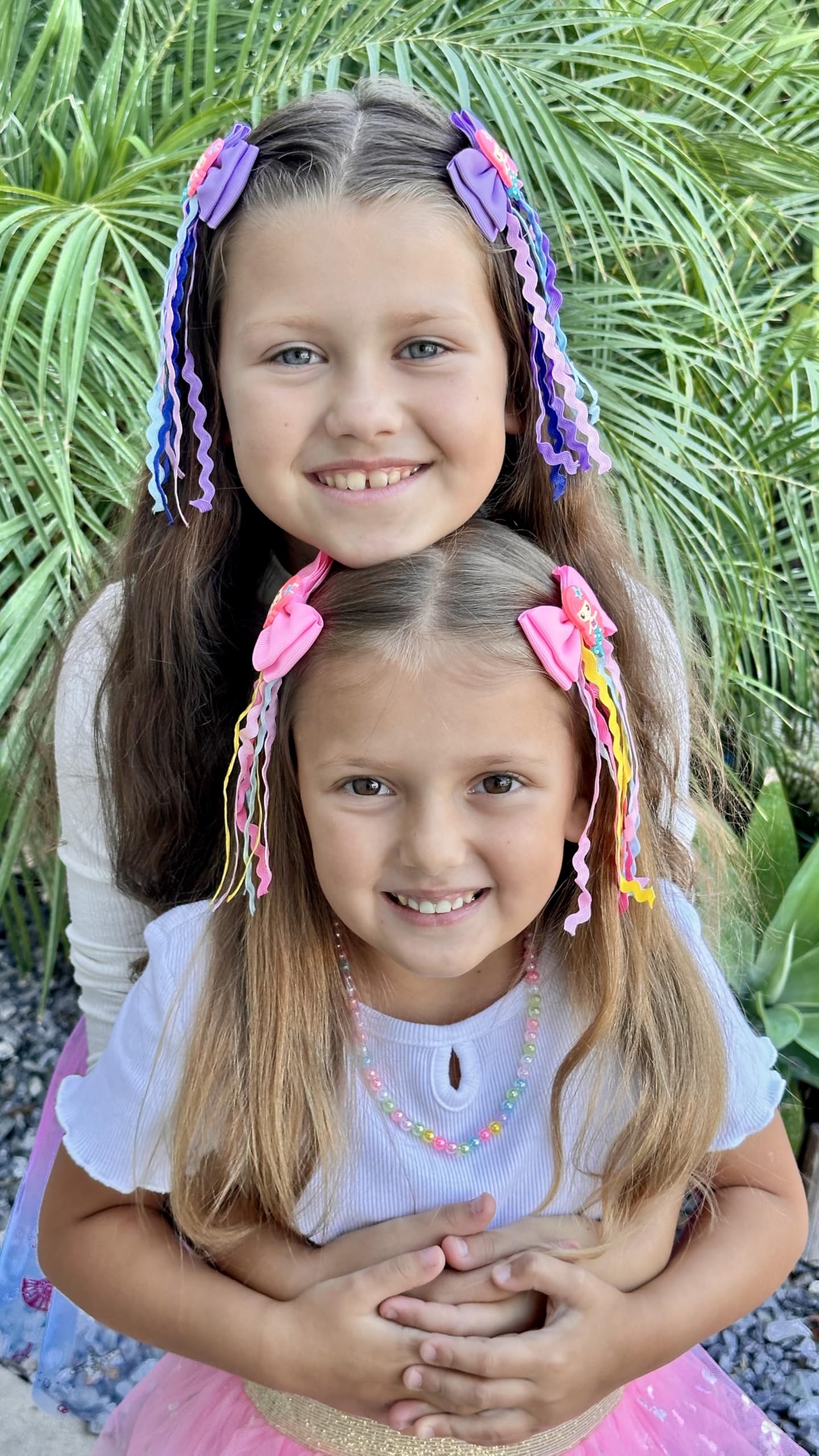 Usakinon Mermaid Hair Clip Bows girl wearing view complements outfits with ocean magic