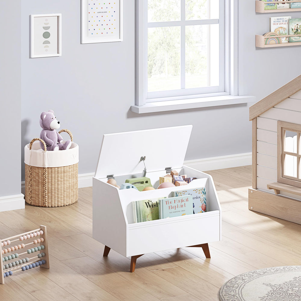 UTEX Kids Toy Box open design helps kids choose books independently.
