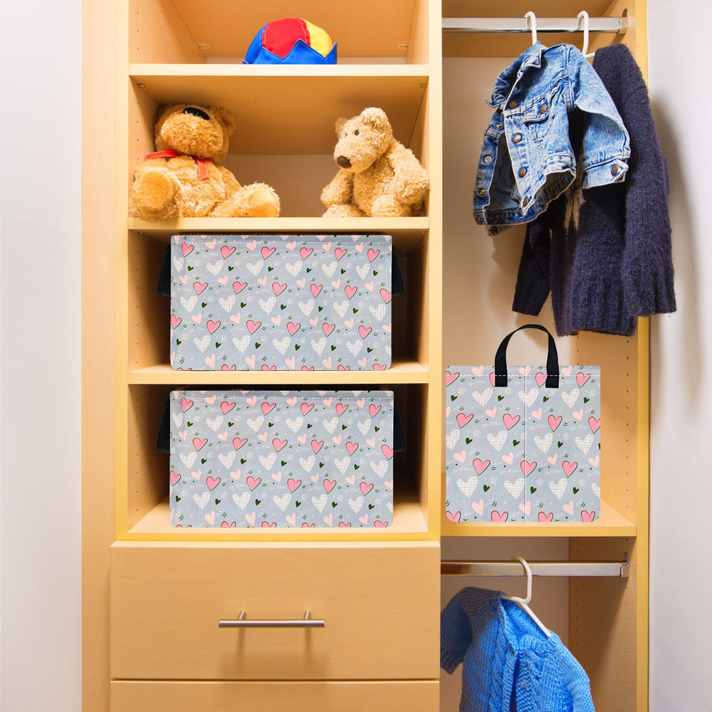 VAIVUSTO Rec Heart Box Hamper in a kid room adds playful storage