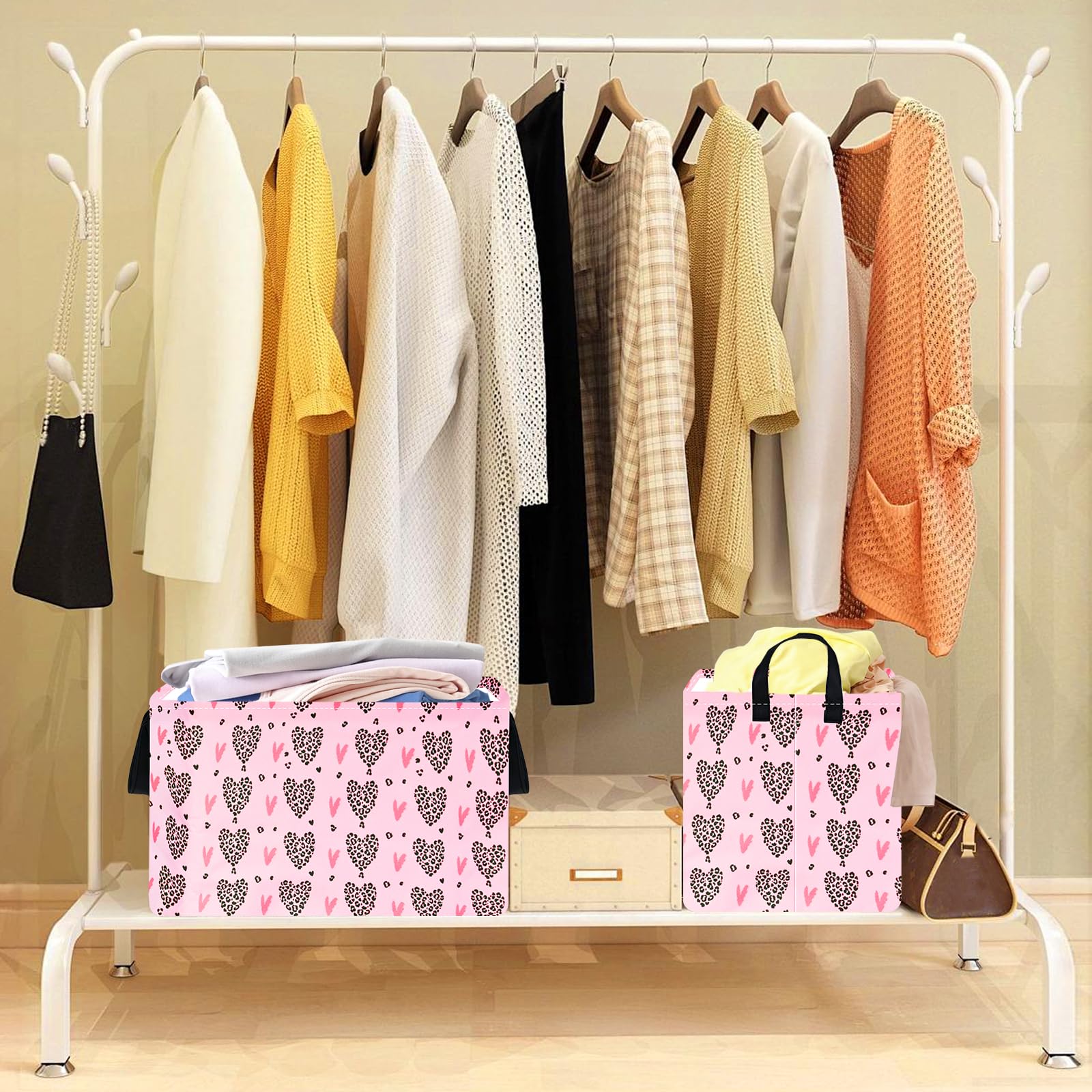 VAIVUSTO Rec Heart Print Box Hamper collapsible design for flat storage.