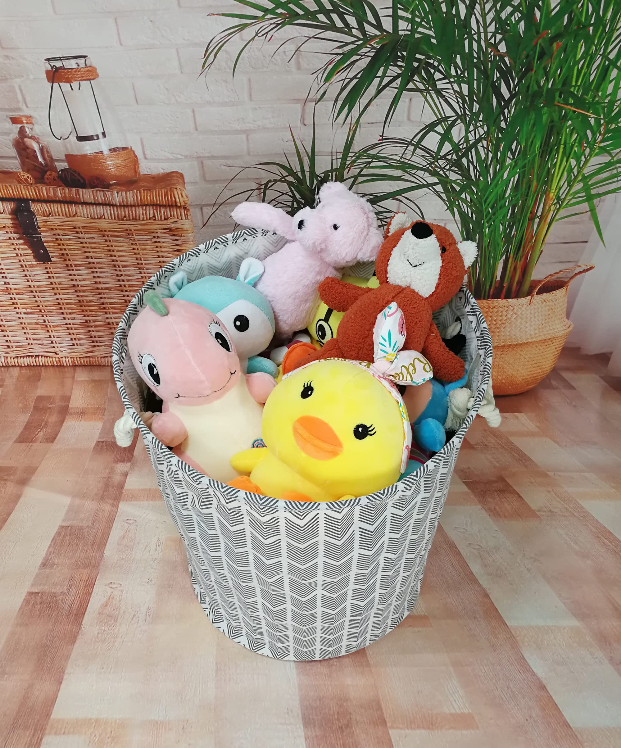 VAIVUSTO round laundry basket towels storage in bathroom or linen closet