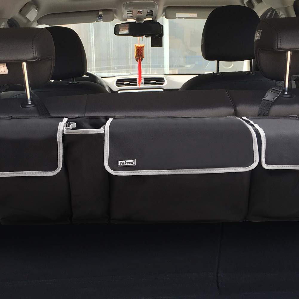 Vakeen durable cover resists wear, guarding belongings during daily commutes.