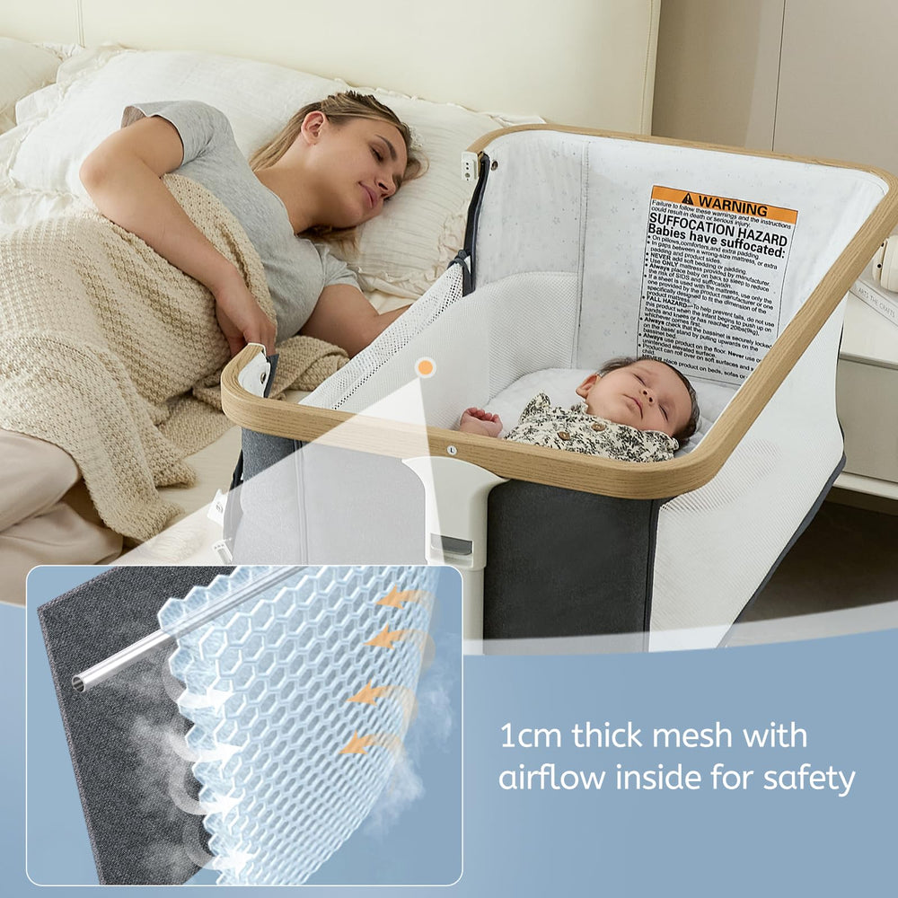 VaVaSoo four universal wheels with mobility for room-to-room use.